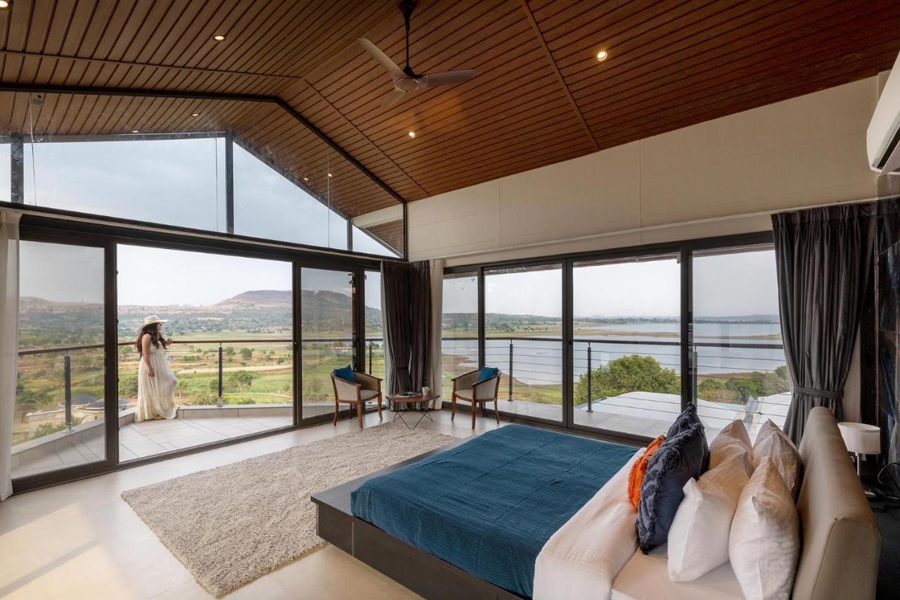 Pearl Lakeview Mansion By Stayvista - Lakeside Villa With Infinity Pool, Jacuzzi, In-House Theatre & Games Room Igatpuri Exterior foto