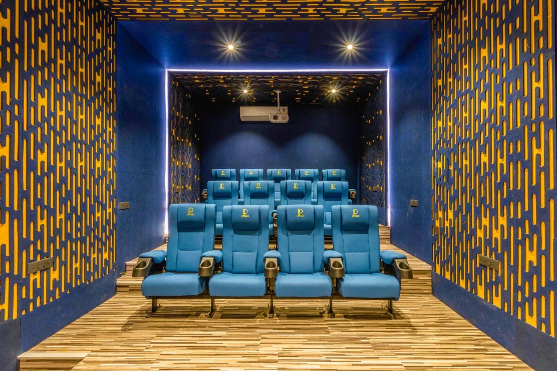 Pearl Lakeview Mansion By Stayvista - Lakeside Villa With Infinity Pool, Jacuzzi, In-House Theatre & Games Room Igatpuri Exterior foto