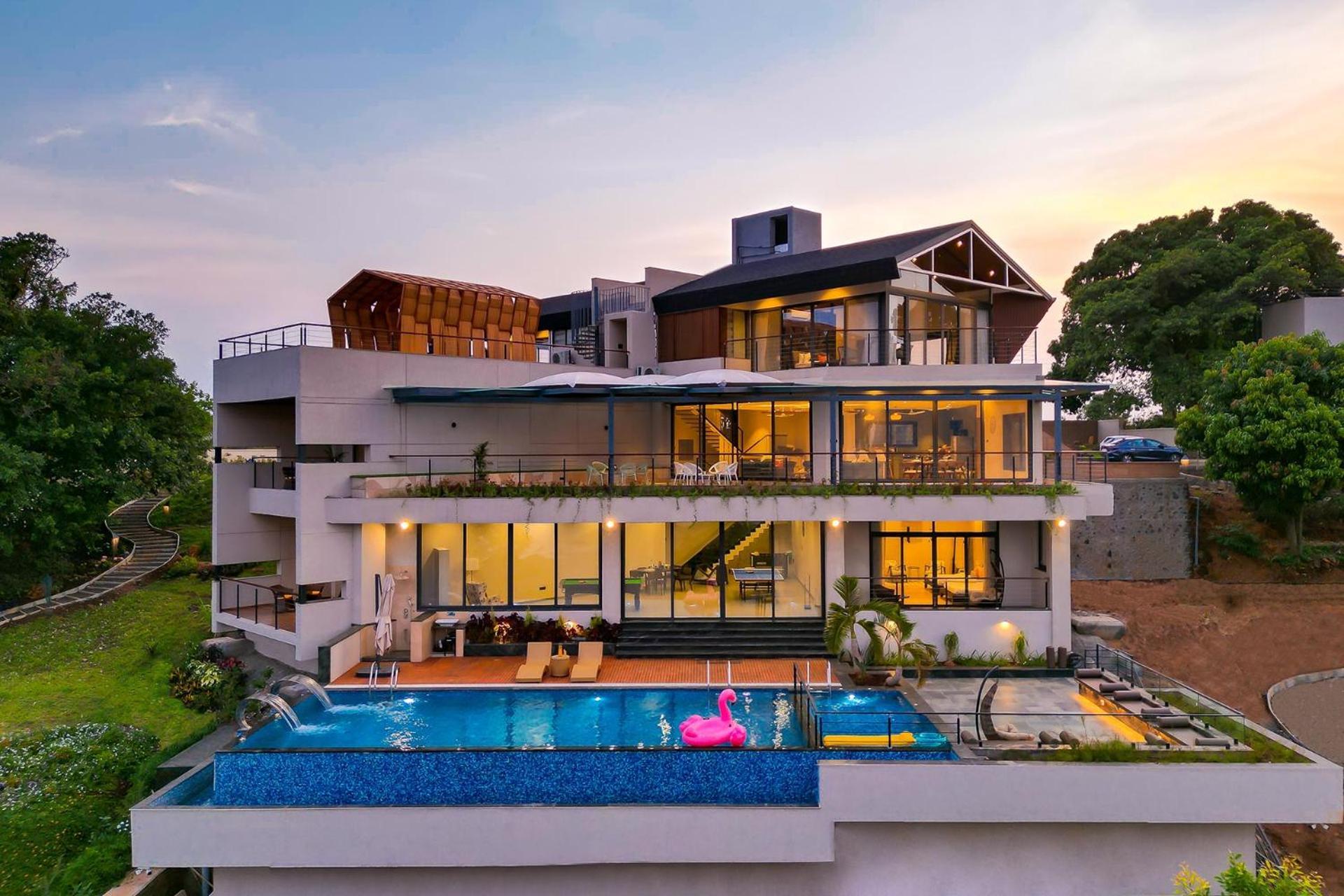 Pearl Lakeview Mansion By Stayvista - Lakeside Villa With Infinity Pool, Jacuzzi, In-House Theatre & Games Room Igatpuri Exterior foto